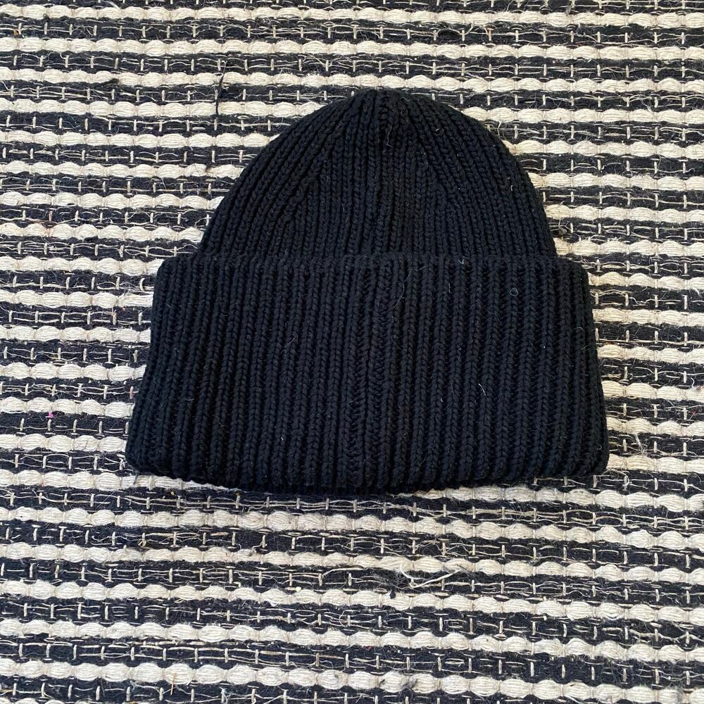 🌿Acne Studio Adult Pansy Face Patch Ribbed Wool Black Chunky knit Beanie Hat OS - Picture 2 of 6